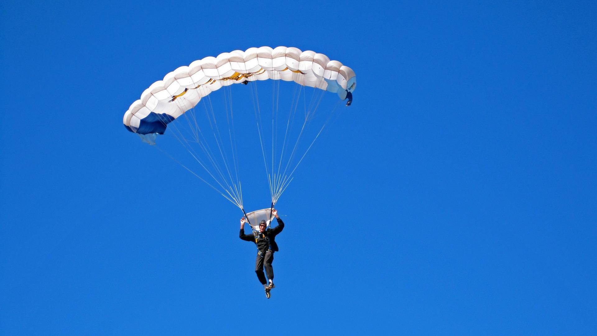 开云体育在线-球队高层：战术多样性将是拜仁下一步核心，拜仁队型
